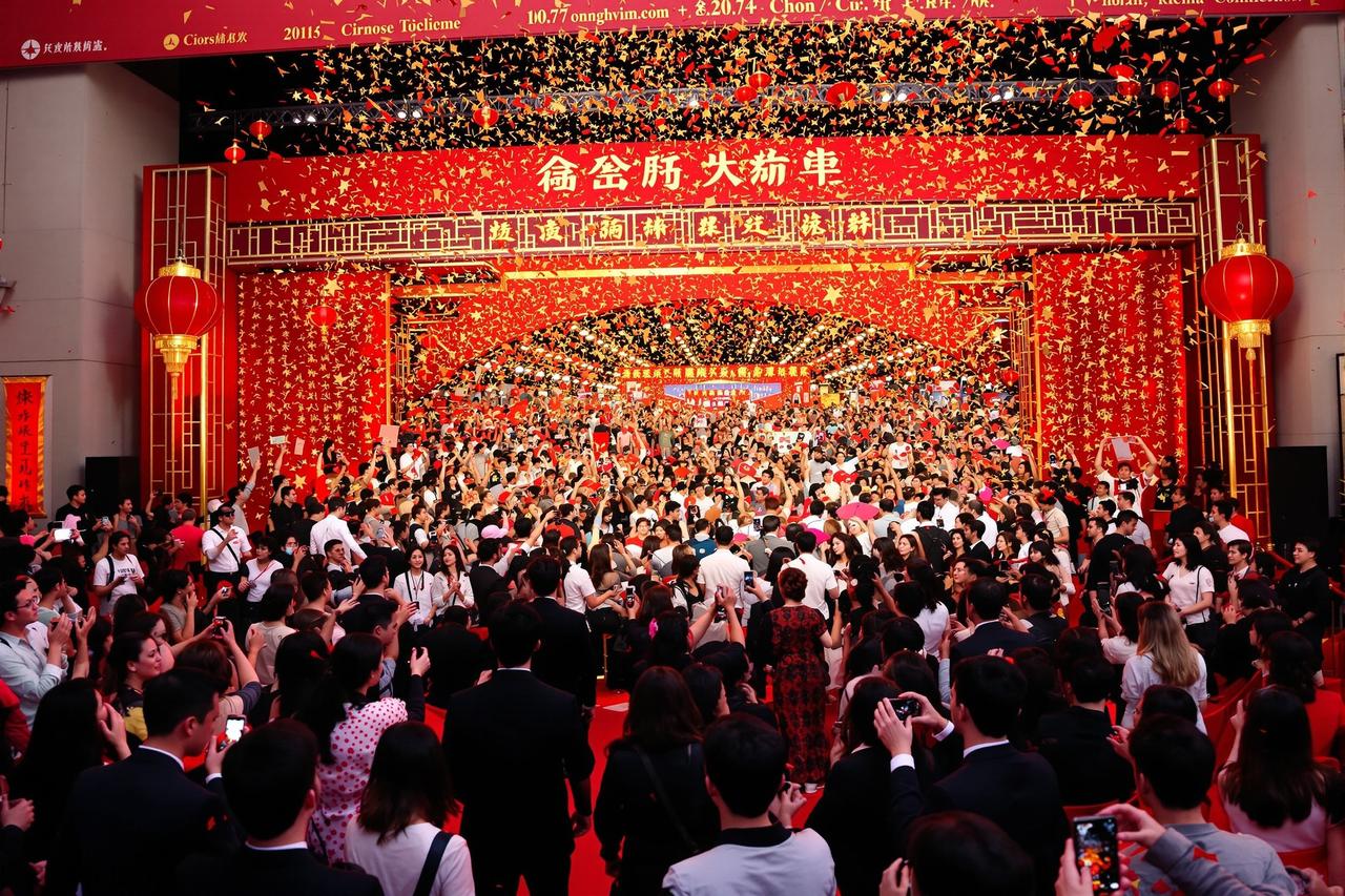 蓝莓视频《星辰大海》票房突破30亿，创华语科幻新纪录