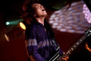 伍佰摄影幕后花絮,伍佰摄影花絮揭秘