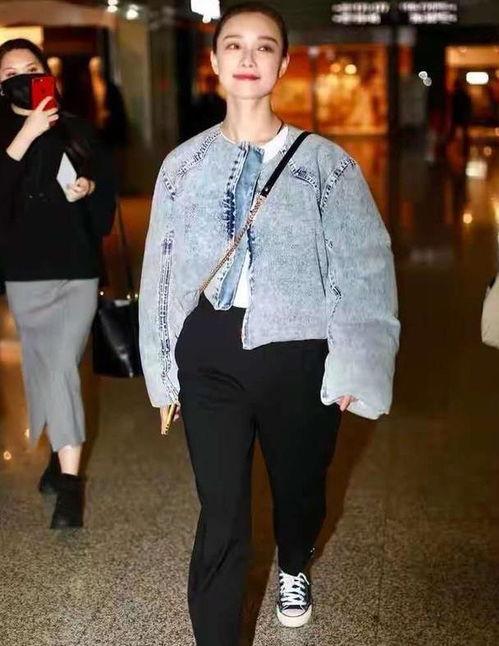 明星牛仔衣,明星演绎的潮流牛仔衣穿搭指南