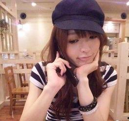 佐藤佳代最近生活照,生活照展现优雅日常