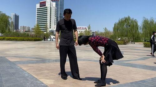 韩国网红兄妹组合,兄妹情深，网络红人界的甜蜜旋风